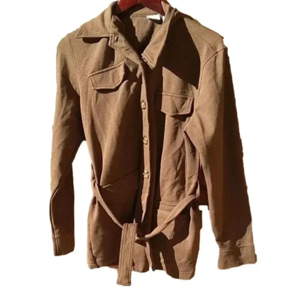 Button down jacket  - Picture 1 of 1